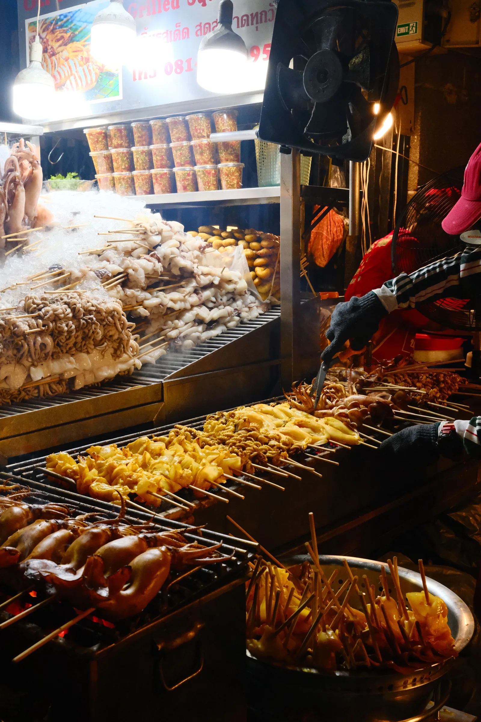 Mercado Noturno Ao Nang Landmark