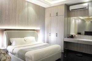 Experience the Perfect Getaway at Arayik Resort